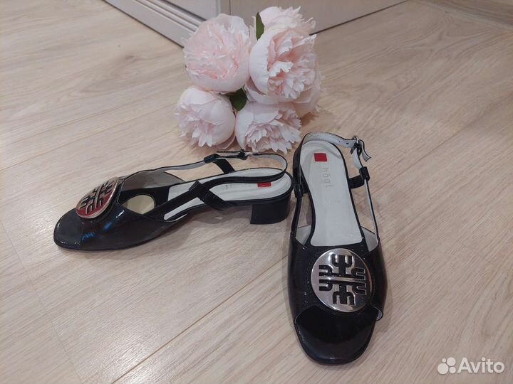 Босоножки женские 40 размер