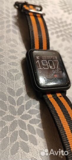 Смарт-часы Amazfit Bip + ремешки, пленки, чехлы