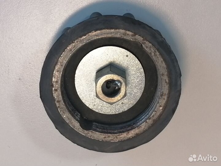 Пробка топливного бака мтз