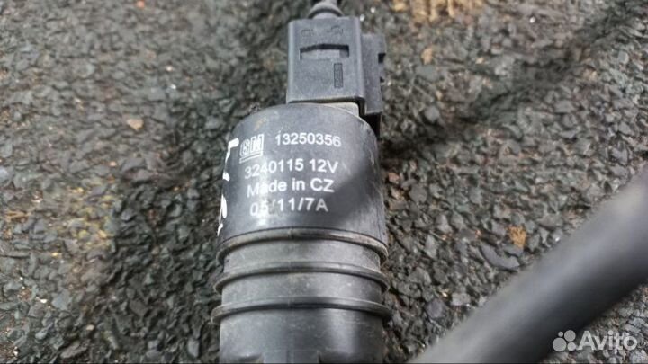 Насос омывателя Chevrolet Captiva Z22D1 2011