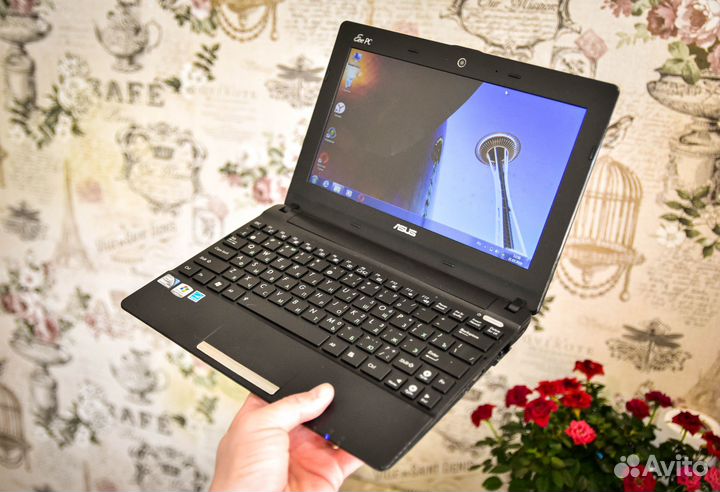 Стильный тонкий нетбук \ ультрабук asus