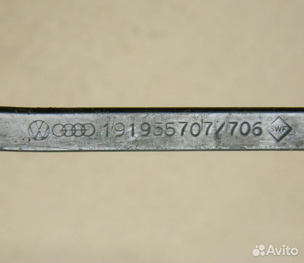 Поводок заднего дворника VW Golf 2