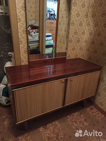 Тумба с зеркалом