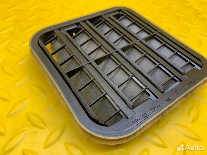 Решетка вентиляции Ford Transit 8 FCD 310M 125Л.С