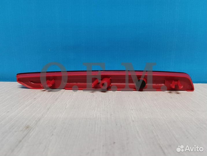 Катафот правый в задний бампер