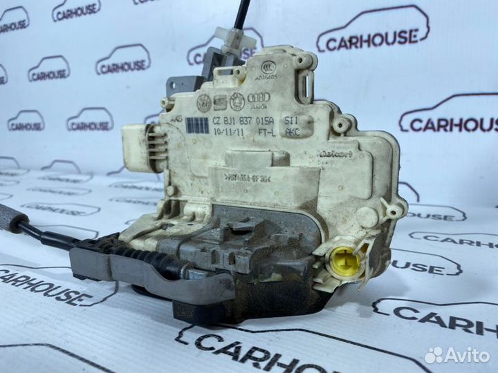 Замок двери передний левый Volkswagen Touareg NF