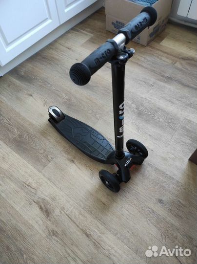 Самокат детский трехколесный Micro maxi