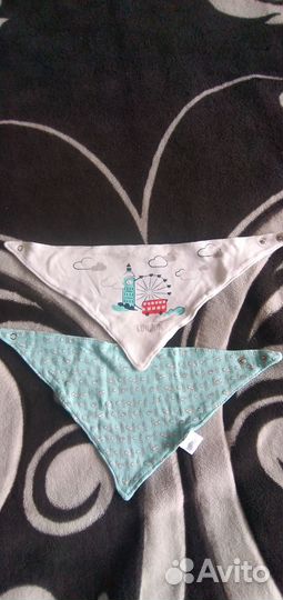 Слюнявчик (нагрудник)