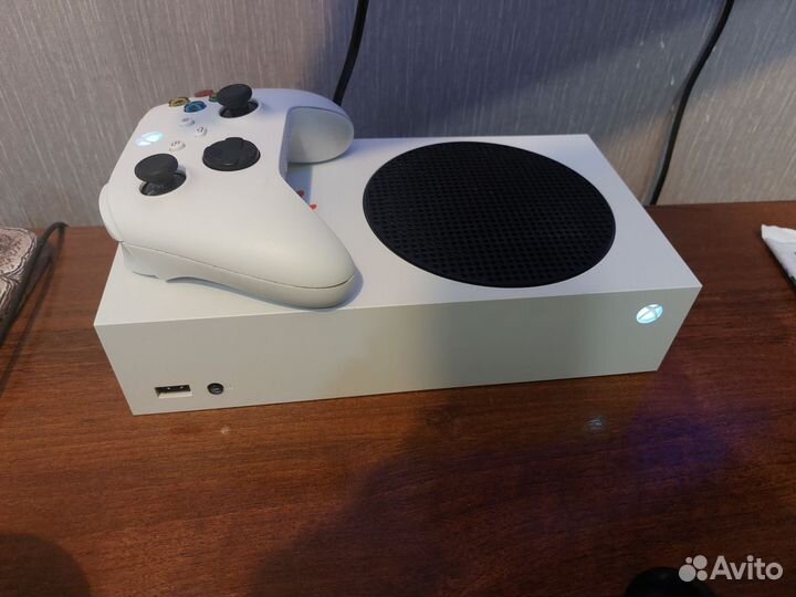 Игровая приставка xbox series s