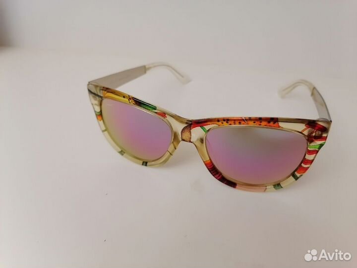 Солнцезащитные очки Gucci