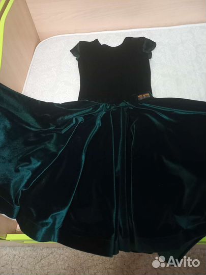 Костюм для бальных танцев