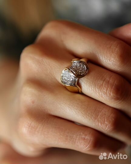 No name кольцо с бриллиантами