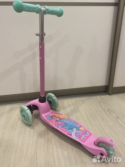 Детский самокат новый