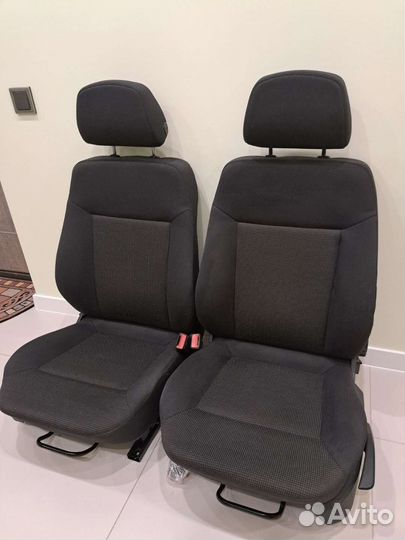 Опель астра h Продаю сидения