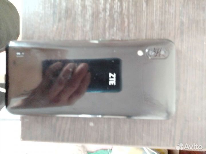 Телефон ZTE