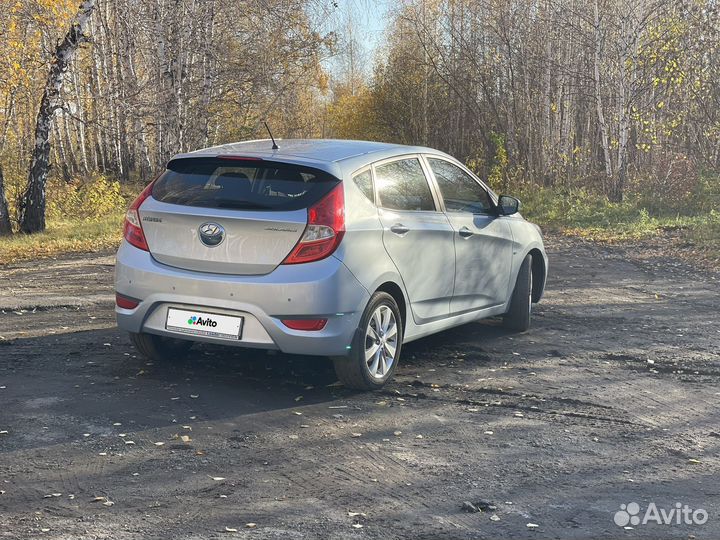 Hyundai Solaris 1.6 AT, 2012, 99 000 км