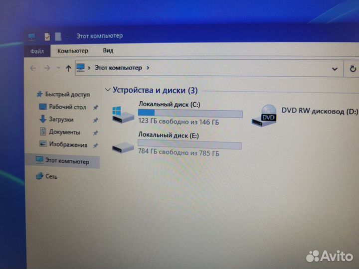 Ноутбук HP на 1000 гигабайт, 8гб озу, i3-5005u