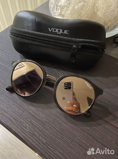 Очки vogue