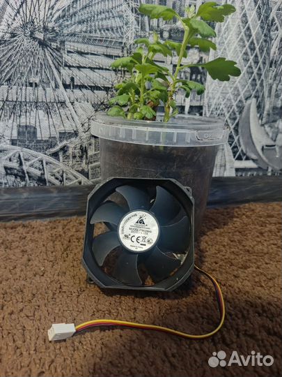 Продам видеокарту без кожуха