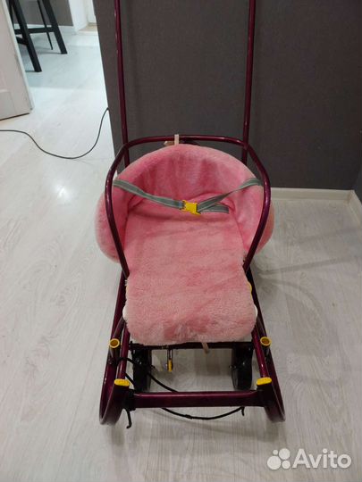 Детские санки на колесах