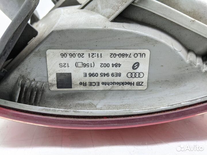 Фонарь 8E9945096E Audi A4 B7 (2004-2007)
