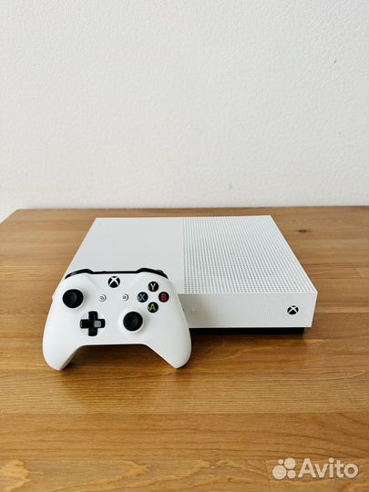 Xbox One S