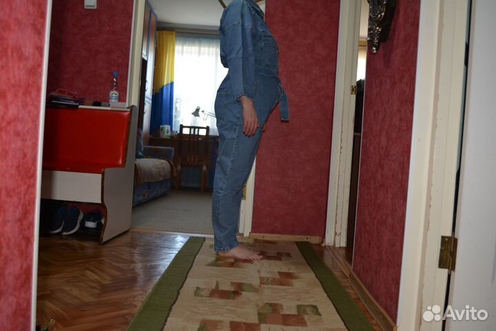 Джинсовый комбинезон 48- 50р