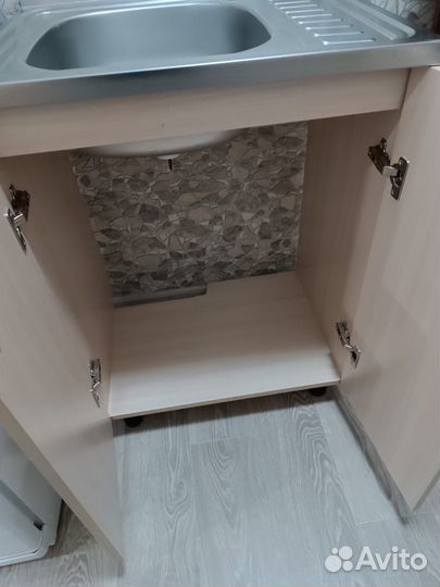 Тумба и мойка на кухню