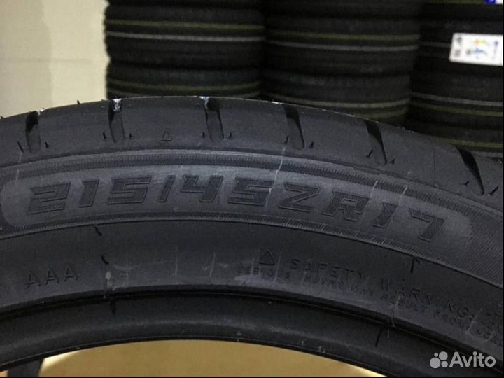 Windforce Catchfors UHP 215/45 R17 91W