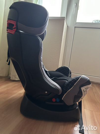 Детское автомобильное кресло бу