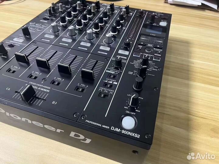 DJ микшер Pioneer DJM-900NXS2 бу