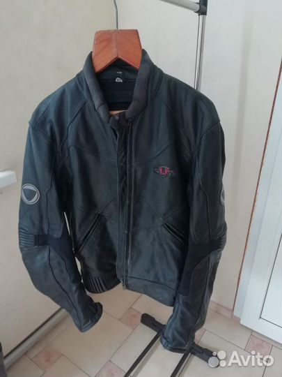 Мотокуртка кожаная мужская