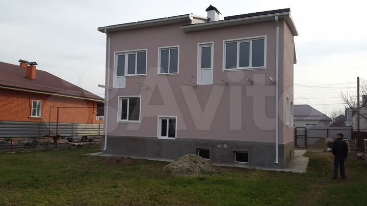 Дом 258 м² на участке 7 сот.