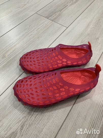 Коралловые тапочки женские