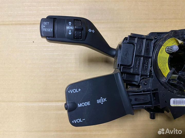 Переключатель подрулевой (стрекоза) Ford Focus