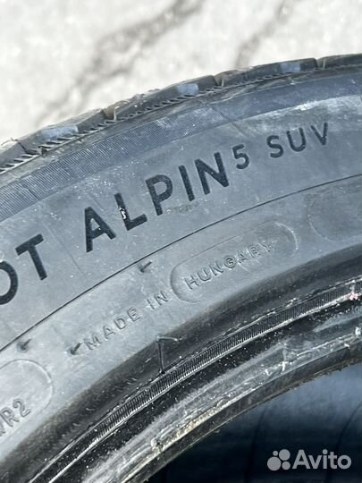 Michelin Pilot Alpin 5 SUV 285/40 R23 111V