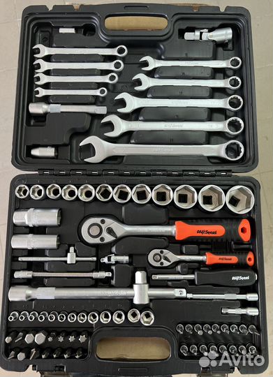 Набор инструментов AV Steel 82 предмета