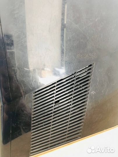 Игровая приставка Xbox 360 slim