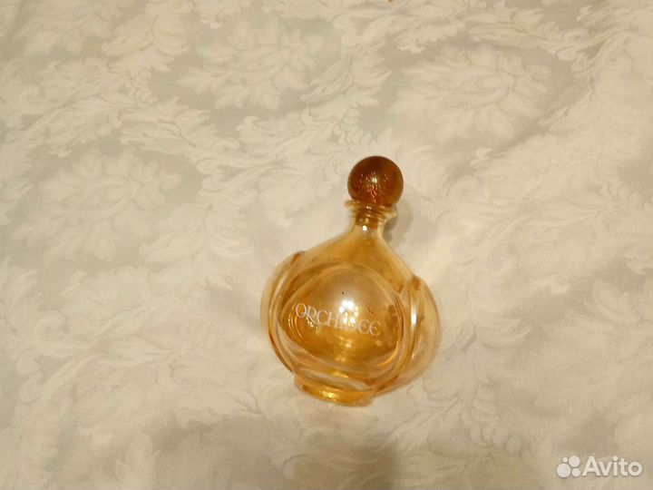 Пустые флаконы от парфюма