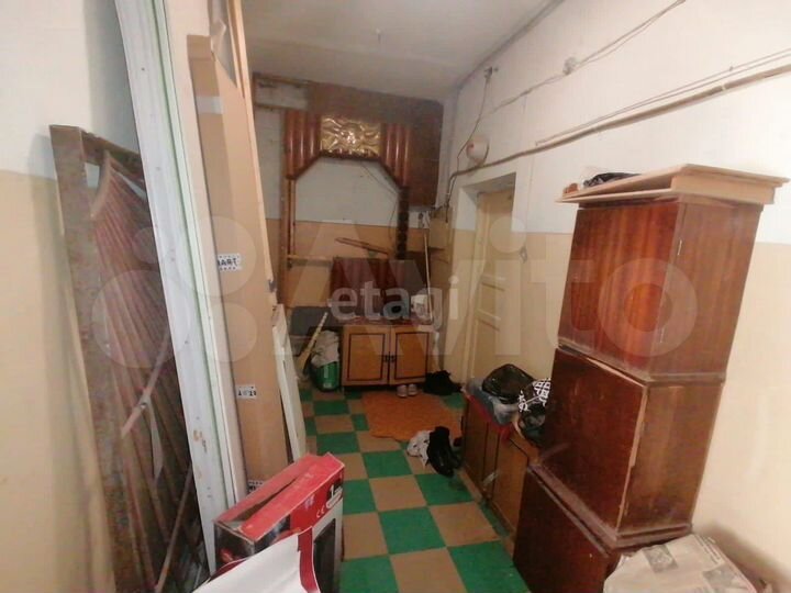 Комната 10,5 м² в 1-к., 1/2 эт.