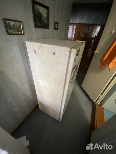 Холодильник бирюса