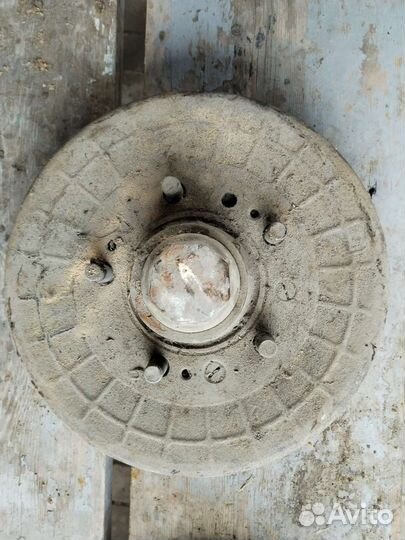 Тормозные барабаны передние Газ 24 Волга
