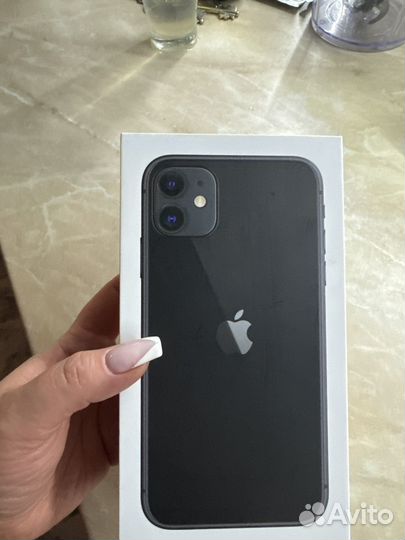 iPhone 11, 128 ГБ