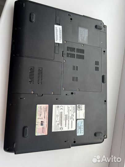 Ноутбук toshiba