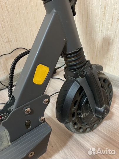 Электросамокат iconbit