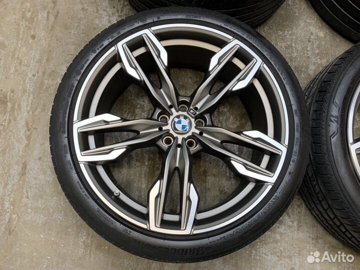 Комплект оригинальных колес на BMW X3 G01 X4 718M