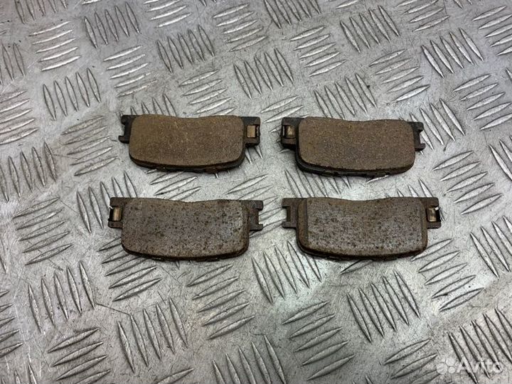 Тормозные колодки заднее Toyota Camry V40 2azfe