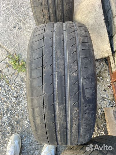 Dunlop SP Sport Maxx GT 275/40 R20 и 315/35 R20 106Y