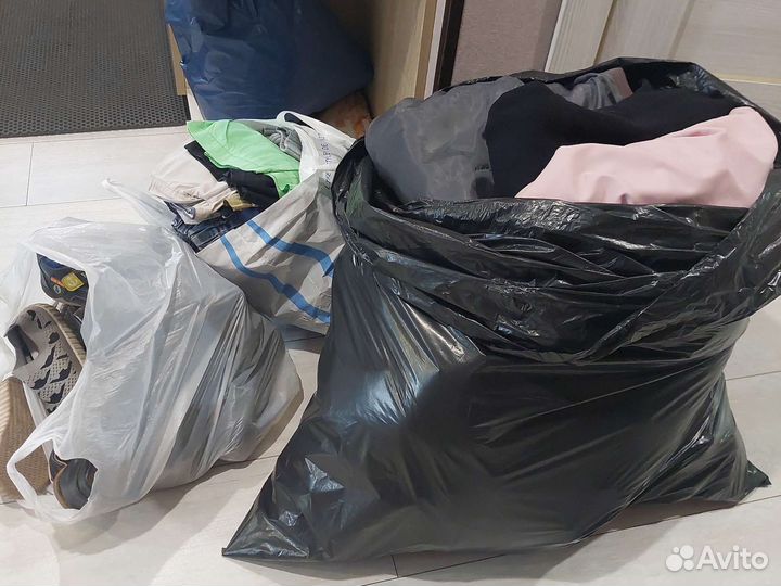 Детские вещи,обувь. Одежда для девушки