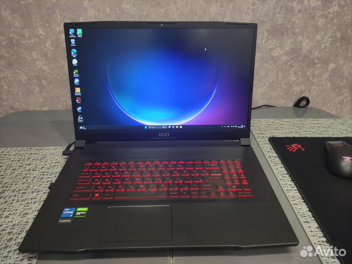 Игровой ноутбук 17 дюймов msi